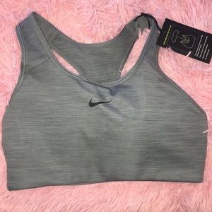 Nike Swoosh Women's Sports Bra